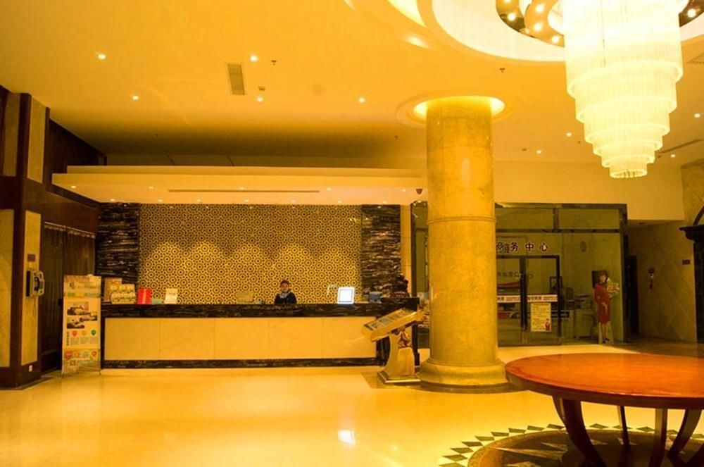 New Zhongxun Business Hotel Yueyang Eksteriør billede