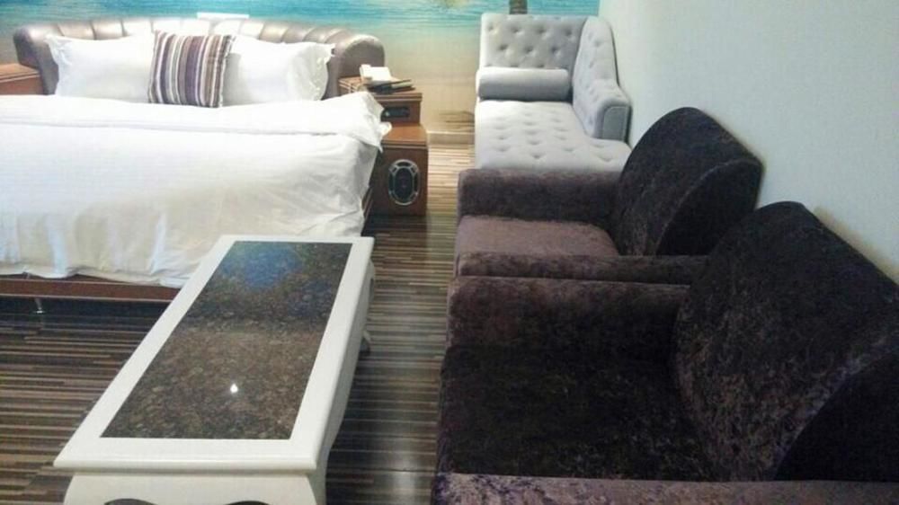 New Zhongxun Business Hotel Yueyang Eksteriør billede