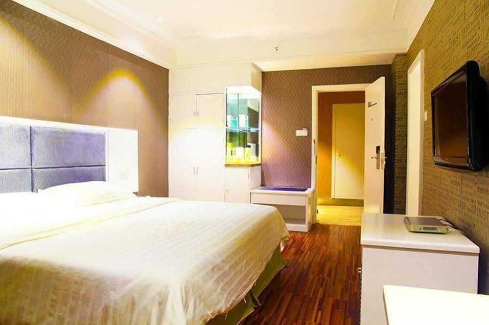 New Zhongxun Business Hotel Yueyang Eksteriør billede